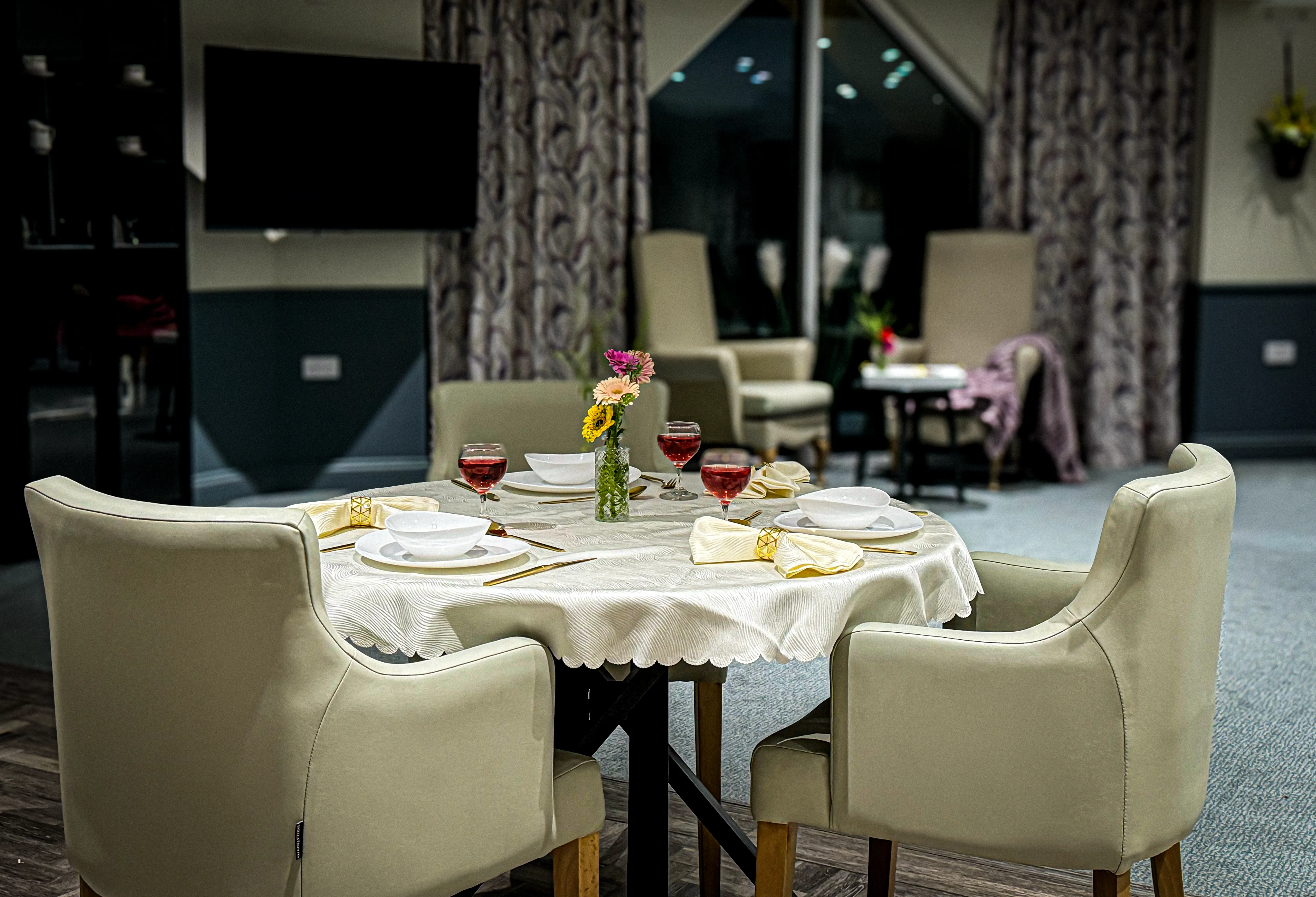 Restaurant style dining hall at Forest Place